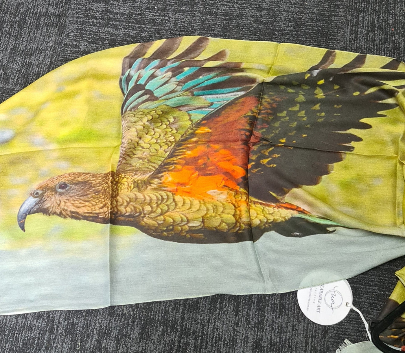 Scarf Wearable Art KEA BIRD