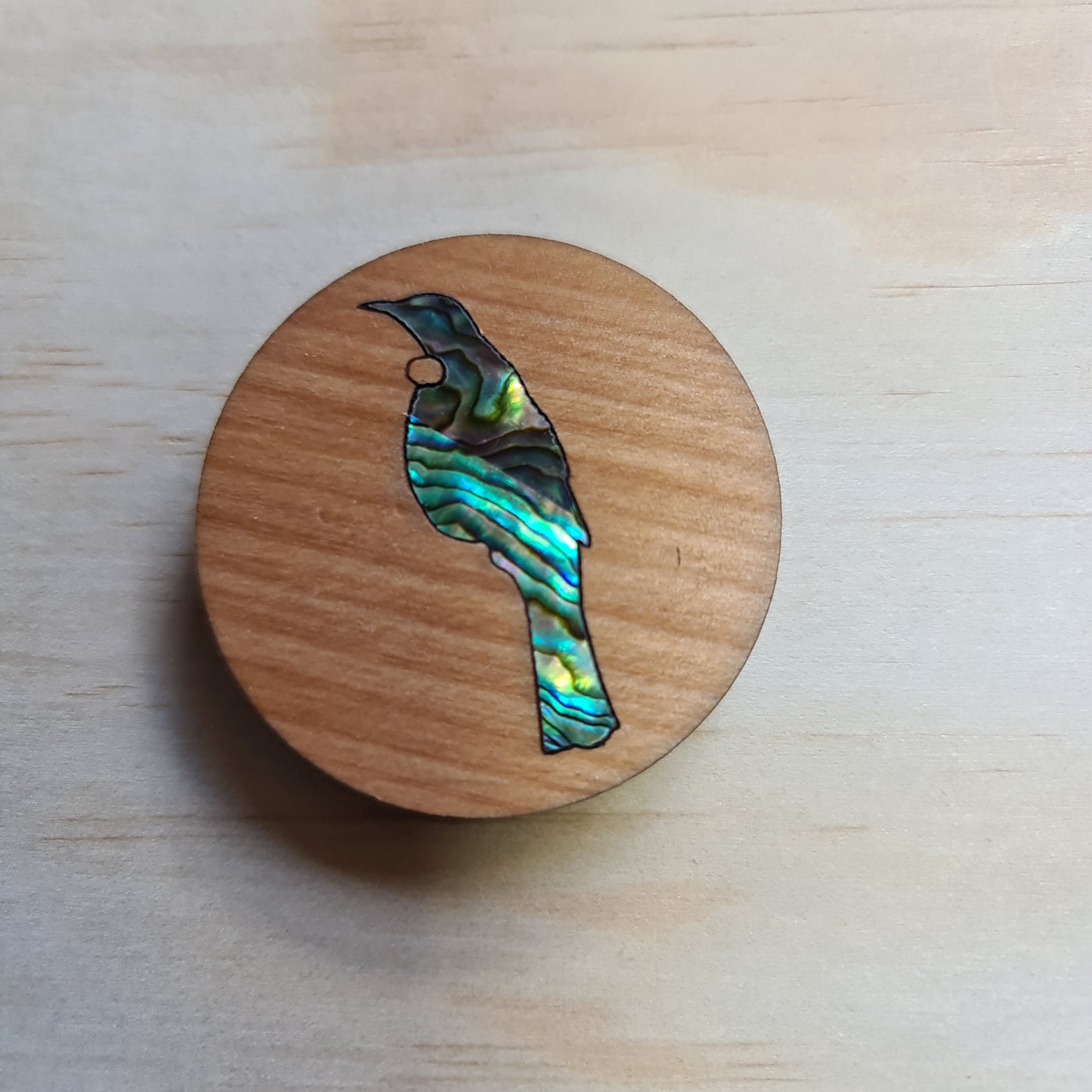 Rimu & Paua Magnet TUI