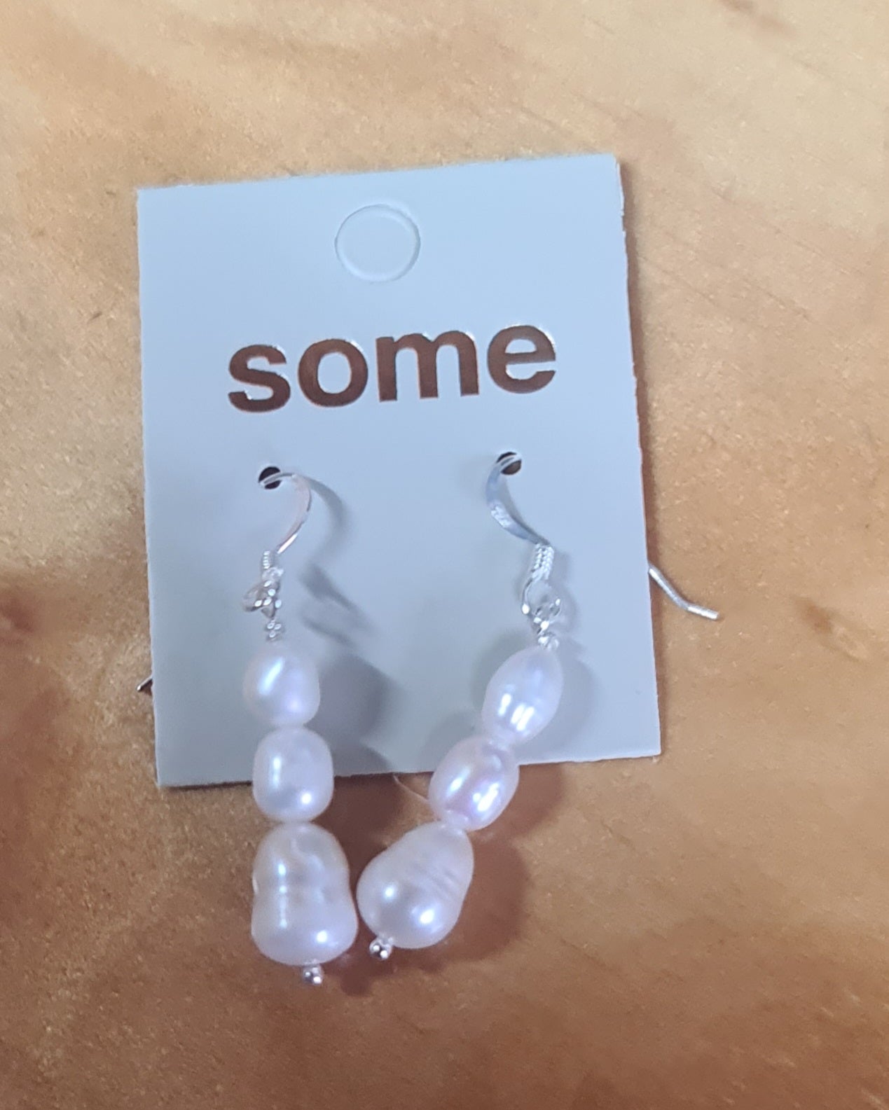 SOME Earring  Freshwater Pearl 3 ON HOOK