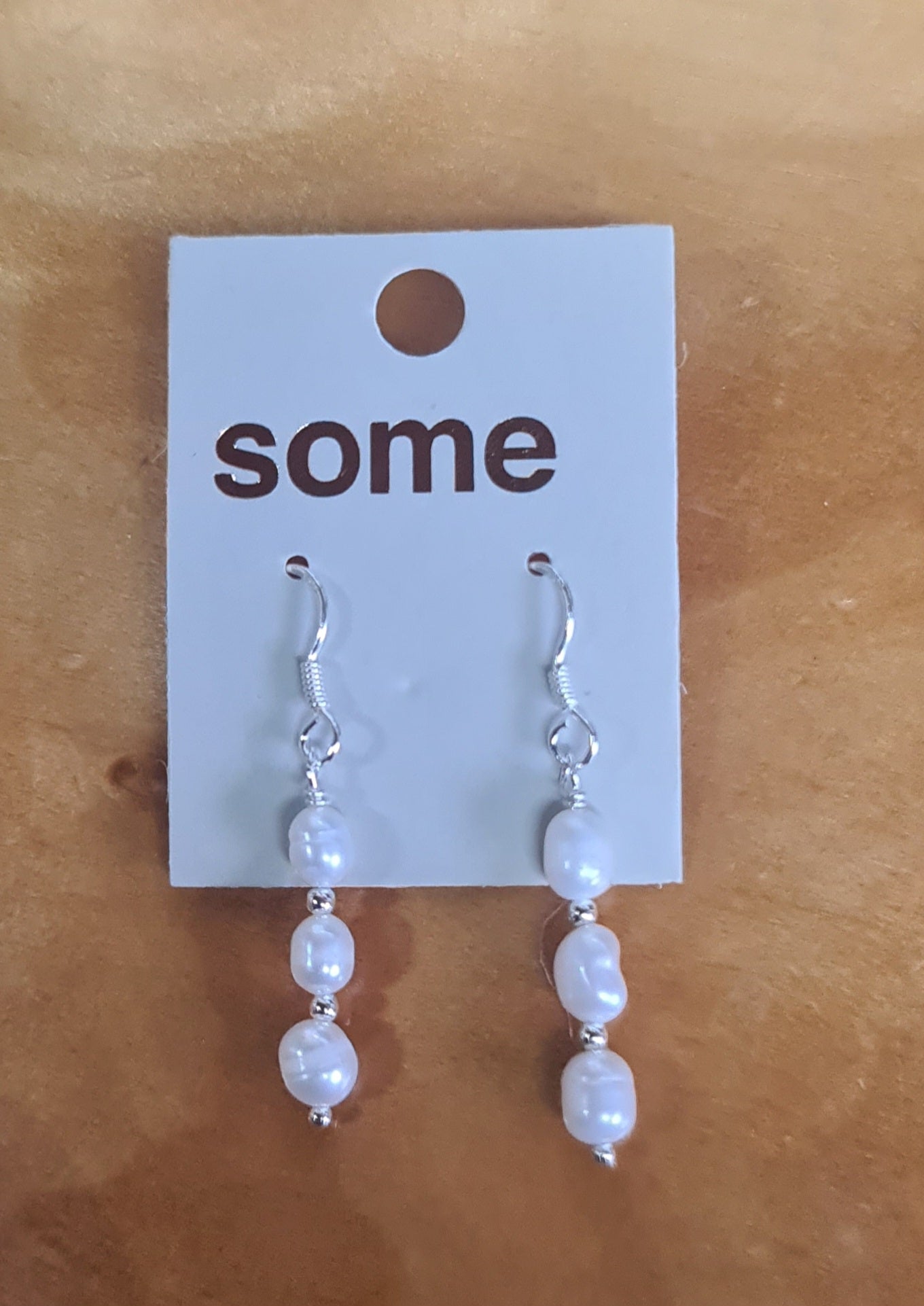 SOME Earring  Freshwater Pearl small 3 ON HOOK