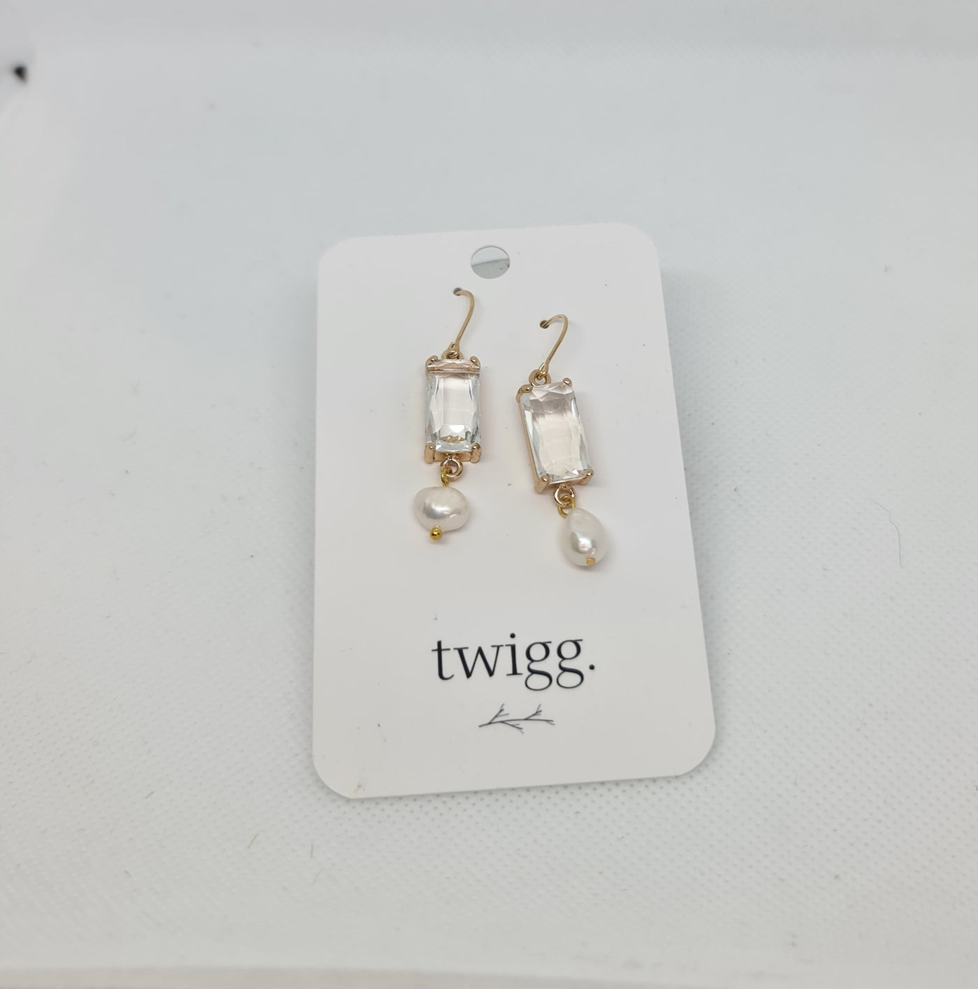 TWIGG Audrey Rectangle Pearl Earrings