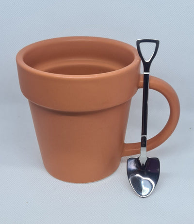 Mug plant pot with spade spoon