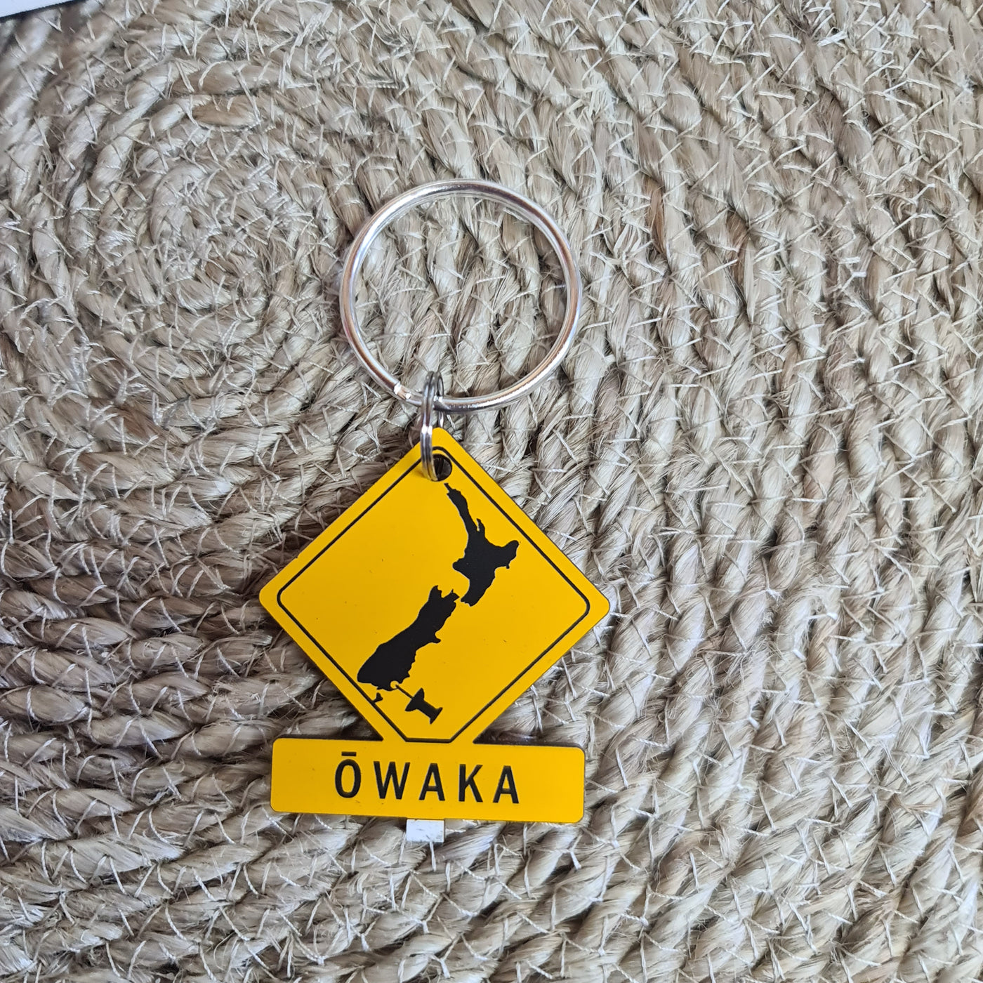 Diamond Sign Yellow Owaka Sign
