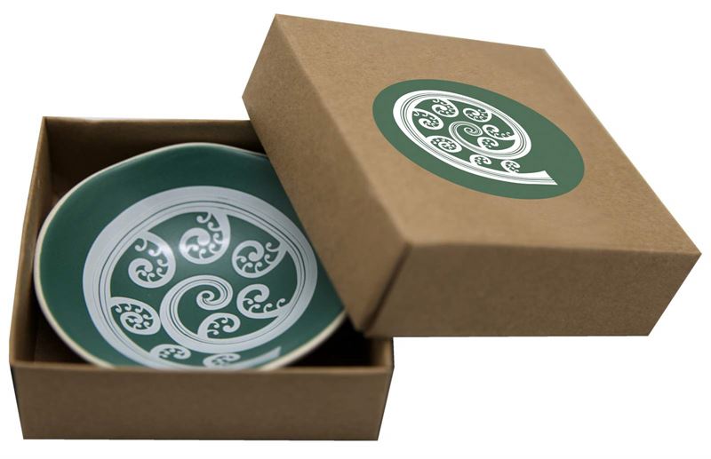 jo luping design BOWL WHITE FERN FROND ON GREEN