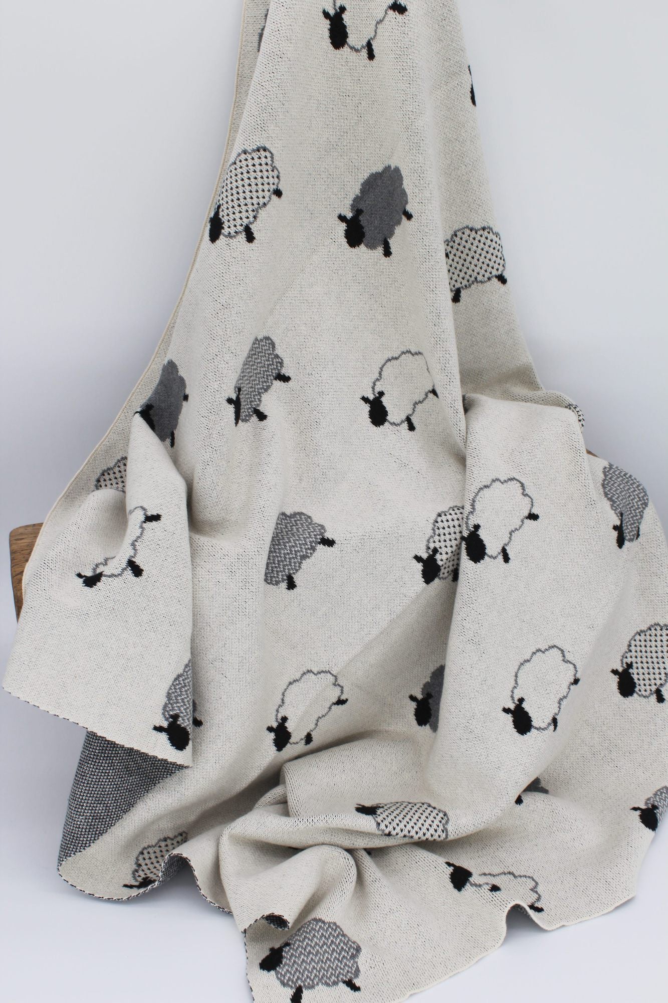 BABY BLANKET COUNTING SHEEP