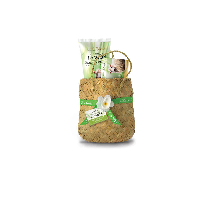 WOVEN BASKET LANOLIN GIFT SET