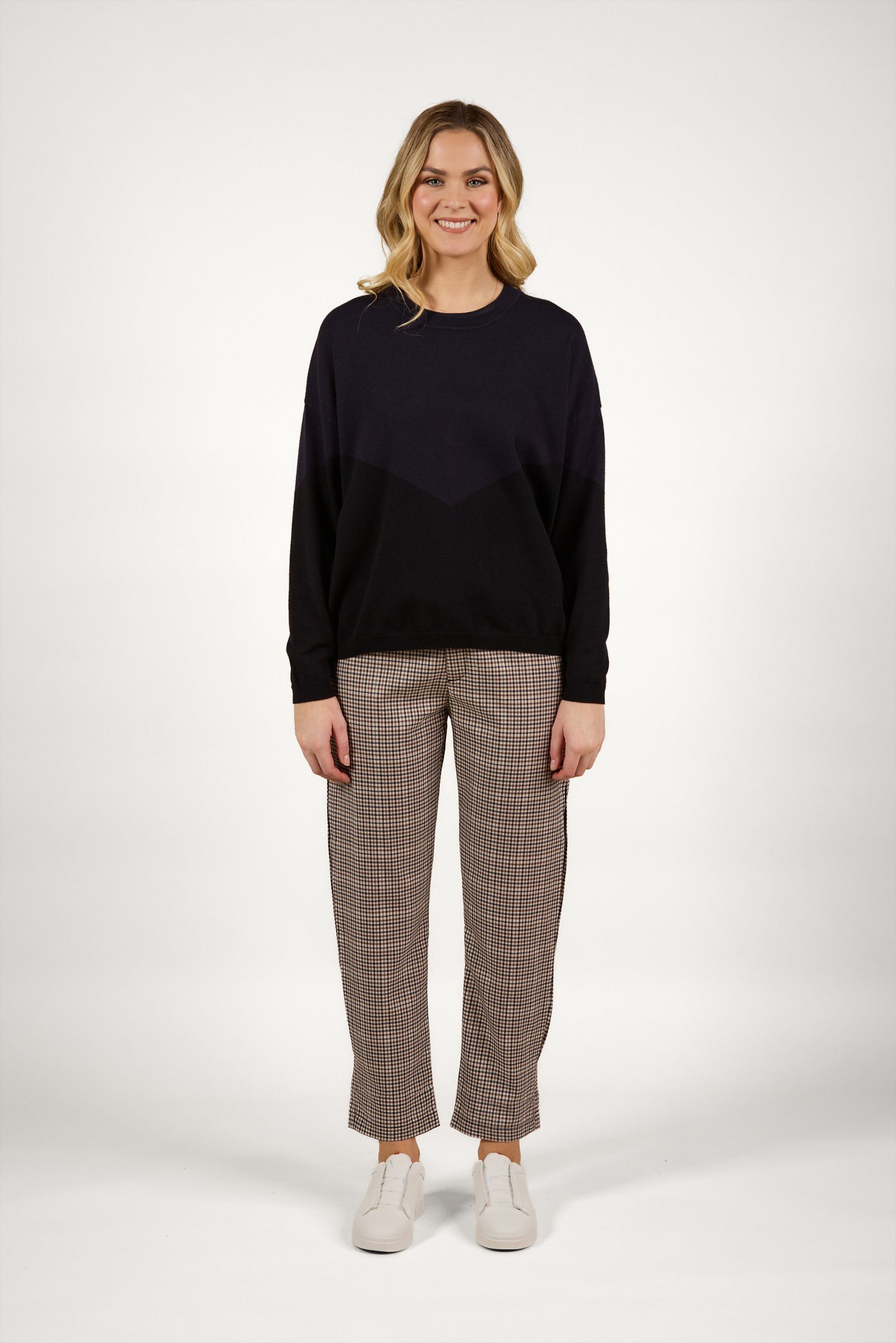 Knewe Tanner Sweater  ink/black