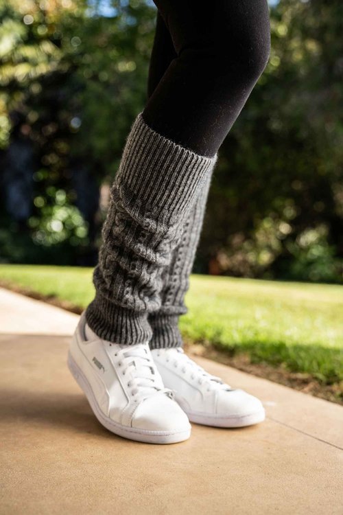 Koru CABLE LEG WARMERS