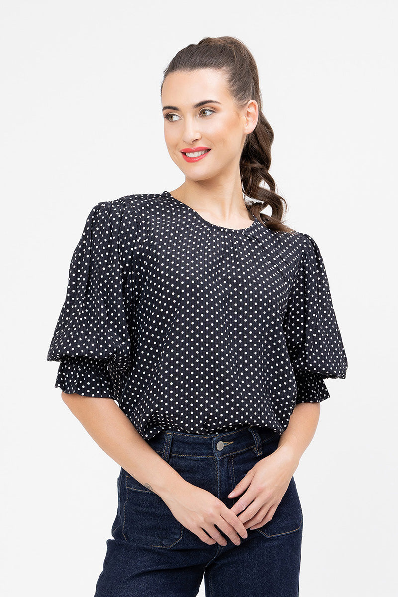 SEEKING LOLA MAGNIFICANT TOP INK POLKA