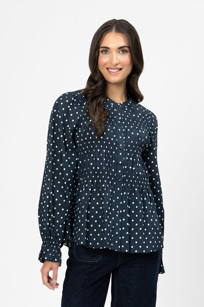 SEEKING LOLA LS BONITA TOP NAVY SPOT