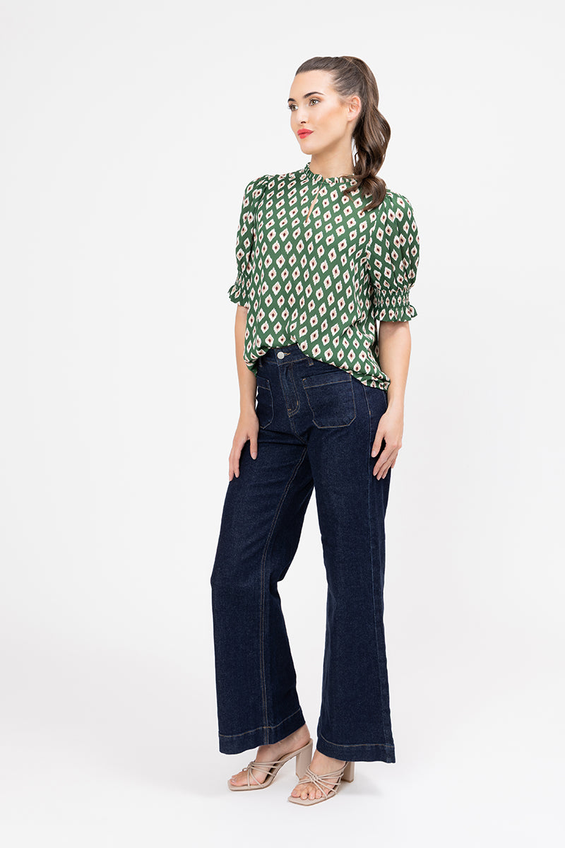 SEEKING LOLA movement blouse diamond merlot short sleeve