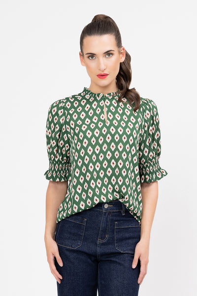 SEEKING LOLA movement blouse diamond merlot short sleeve