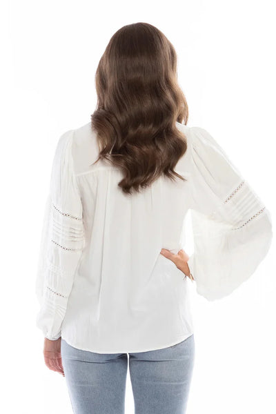 Seeking Lola  SPIRIT BLOUSE White