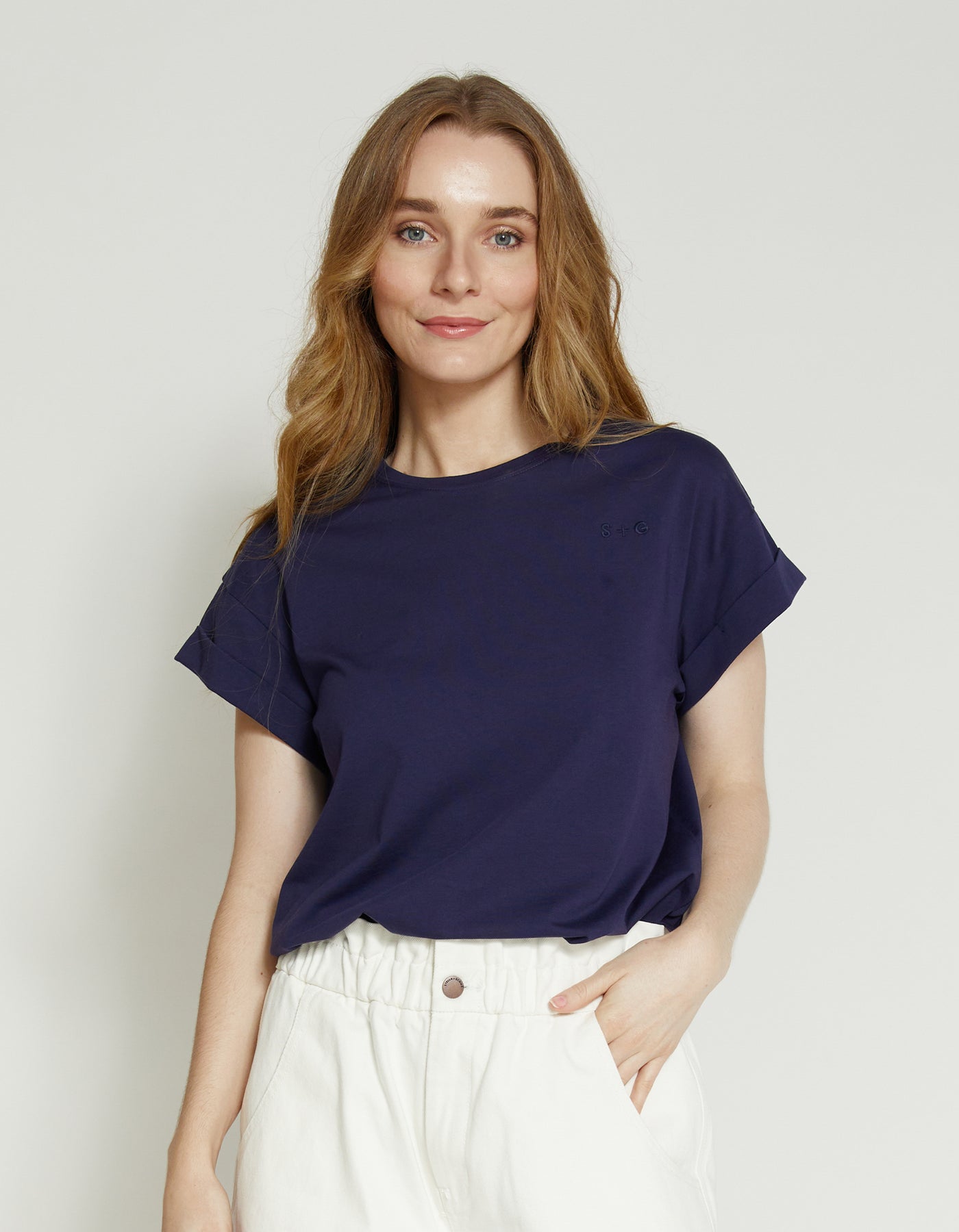 Stella & Gemma  T SHIRT Black Cap Sleeve NAVY