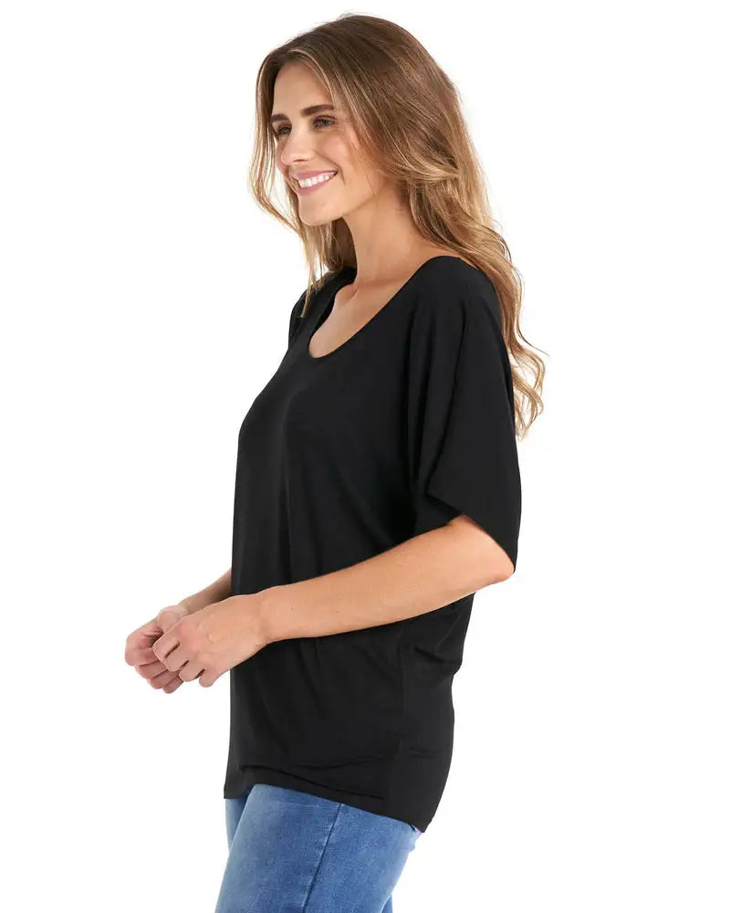 Betty Basics MAUI TEE BLACK
