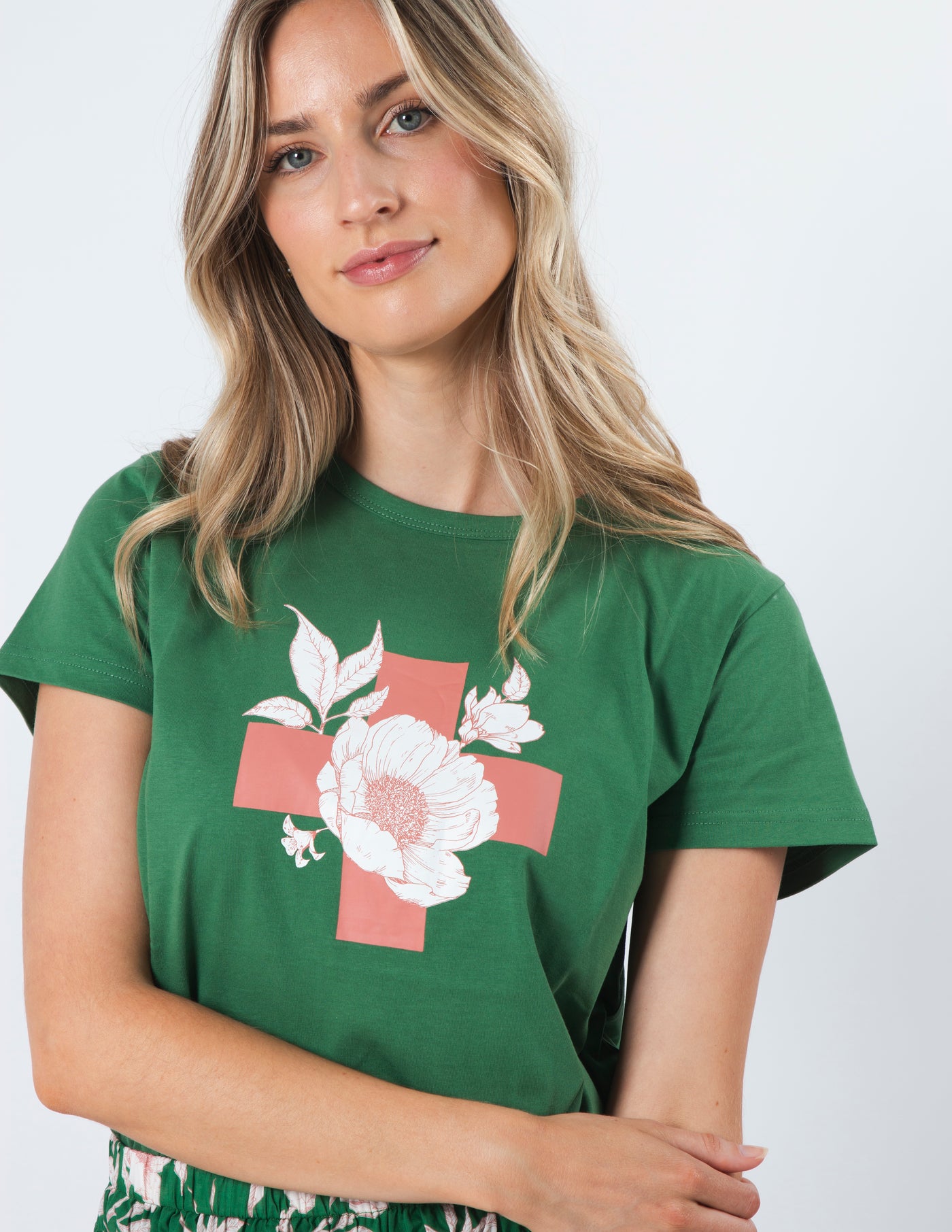 Stella & Gemma  T SHIRT Vintage Green Floral with cross