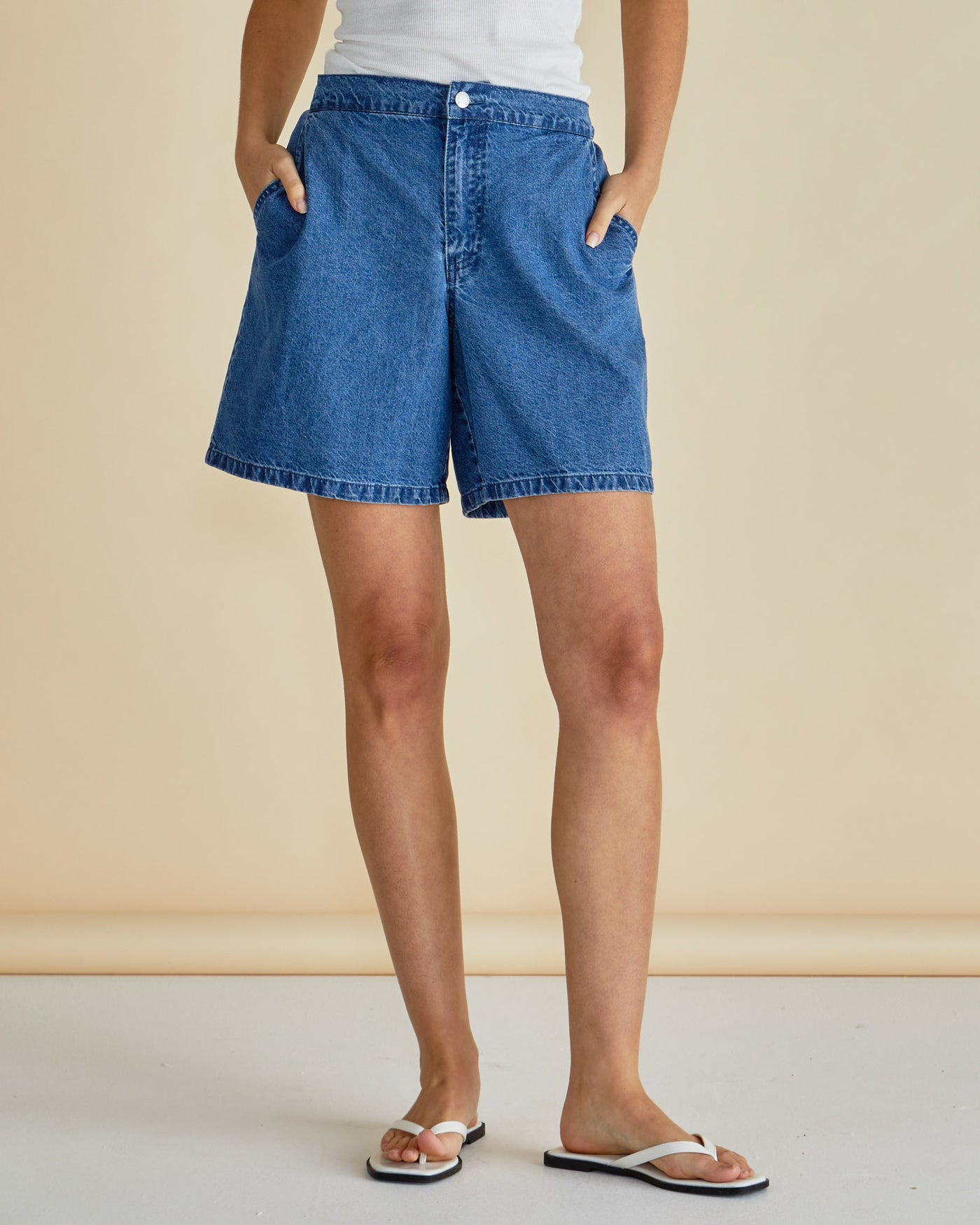 Betty Basics BREEZE RELAXED DENIM SHORTS
