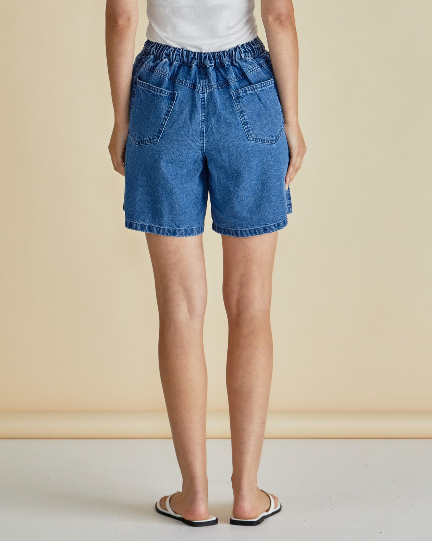 Betty Basics BREEZE RELAXED DENIM SHORTS