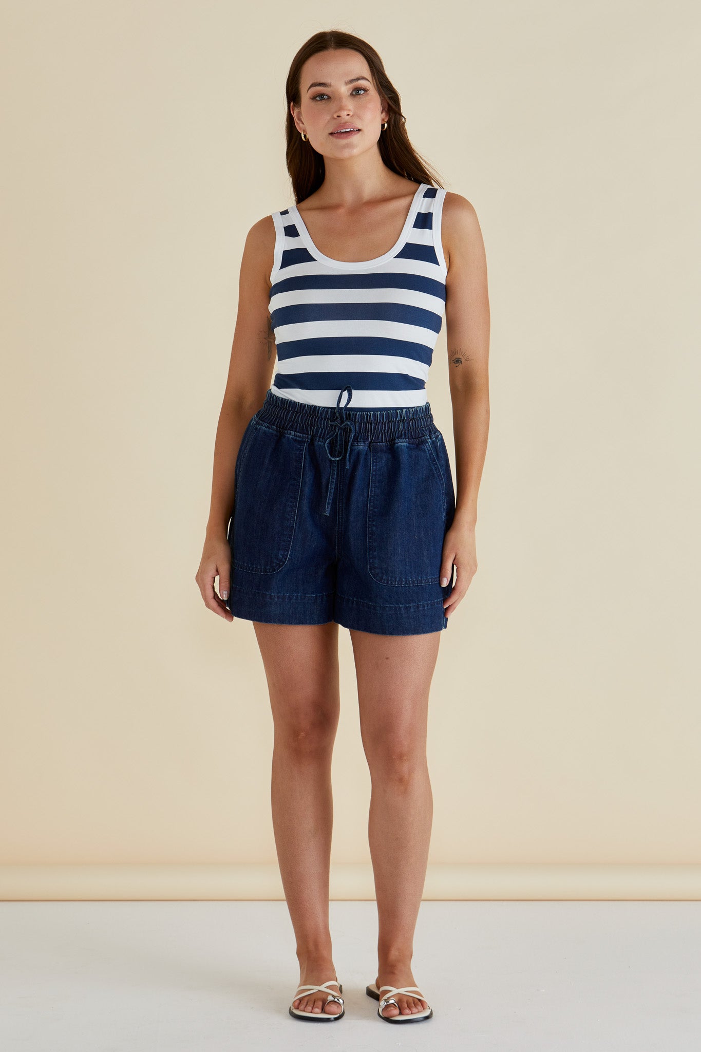 Betty Basics RELAX DENIM SHORTS DARK BLUE