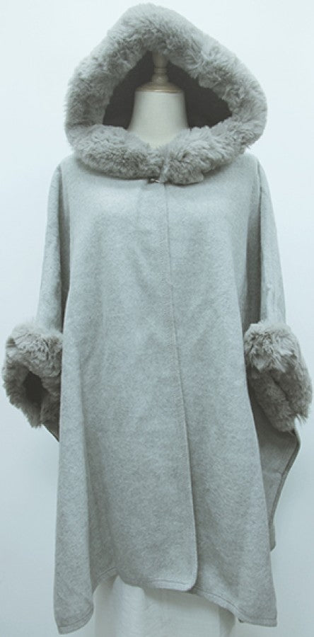 Jacket With Hood & Fur