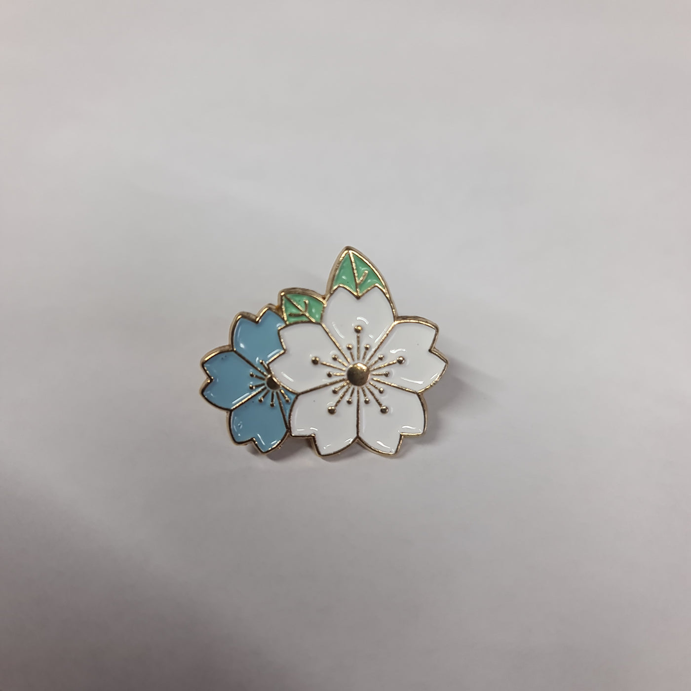 SOME Badge Blossom Blue White Flowers