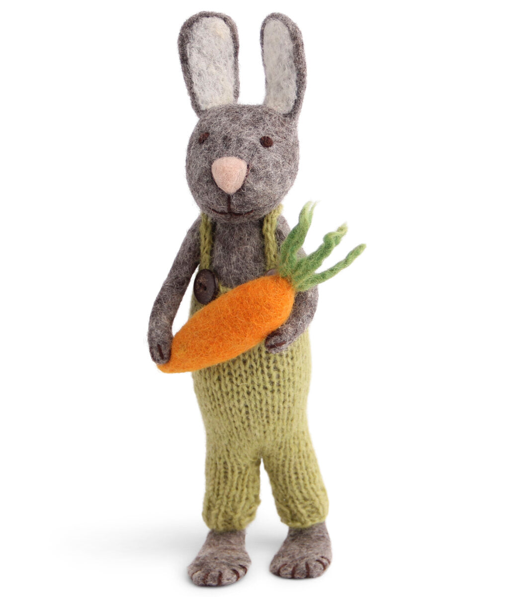 BIG BUNNY Green Pants & Carrot