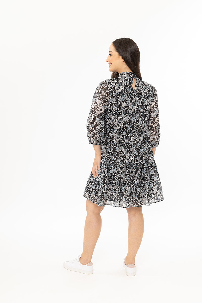 SEEKING LOLA  Collar Amy Smock Dress TEXURED BLOOM