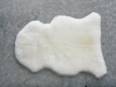 Play Baby Sheepskin